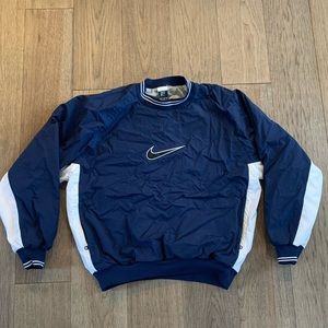 NIKE vintage windbreaker, size medium